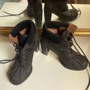 Lucky brand chunky heeled ankle boots